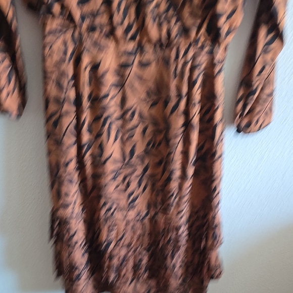 Brown Long Sleeve Wrap Dress with V-Neck - Picture 13 of 14